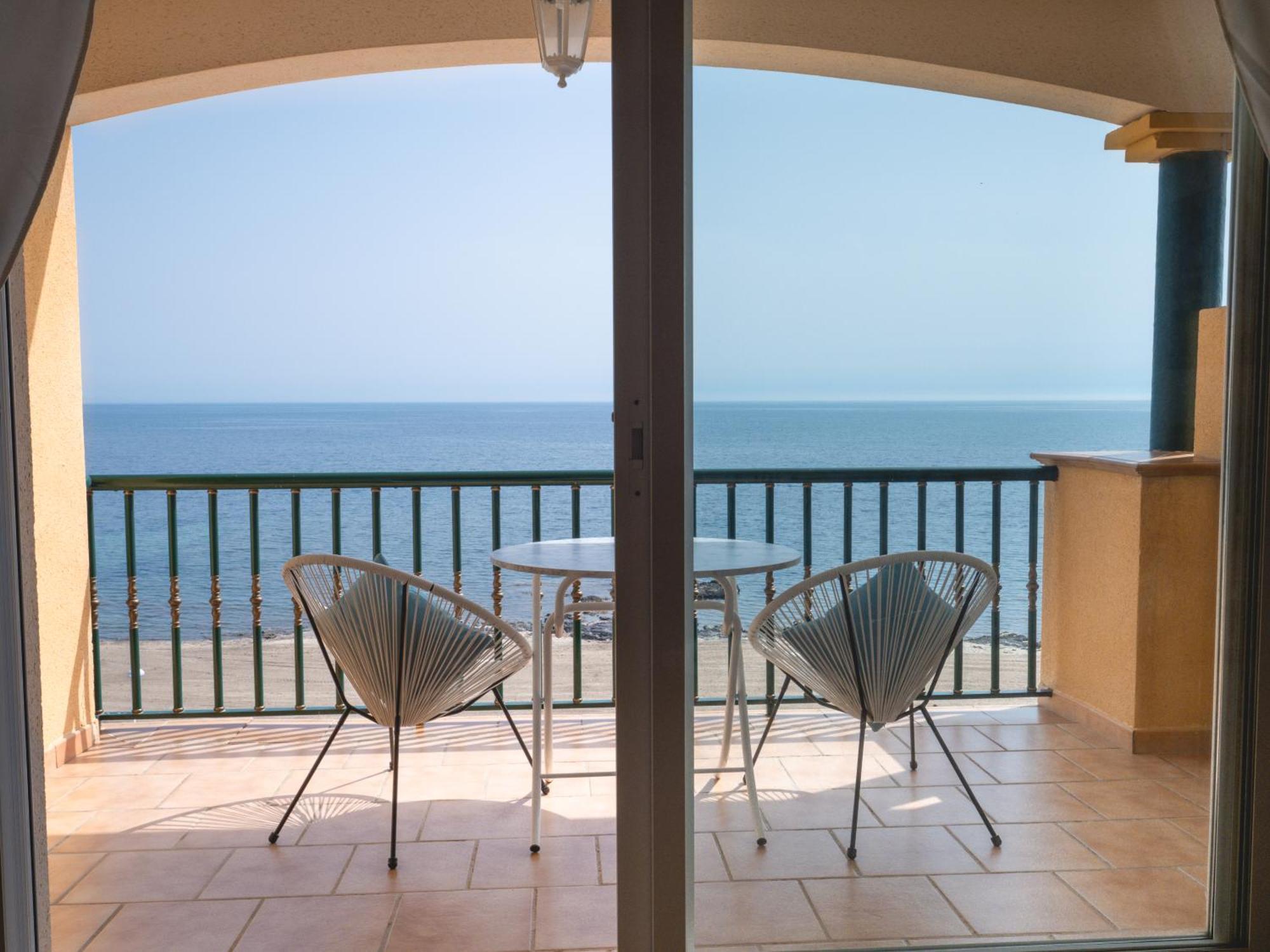 Apartamentos El Calon Playa 库埃瓦斯德拉尔曼索拉 外观 照片